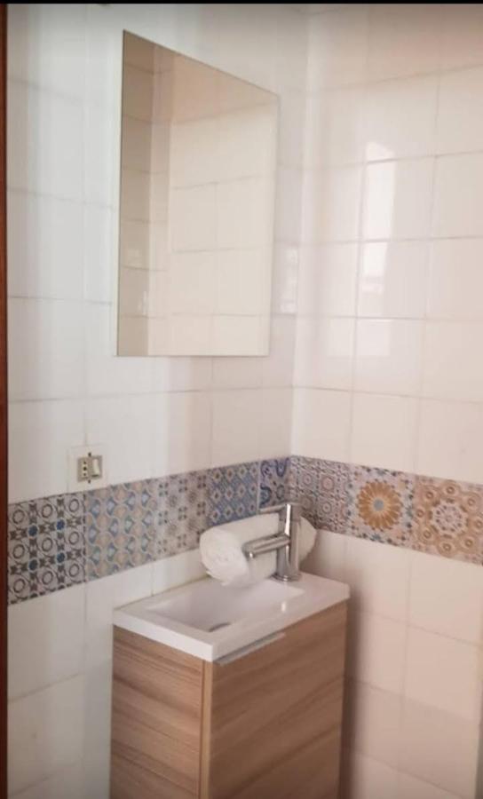 Relax Apartment El Salon アヤモンテ エクステリア 写真